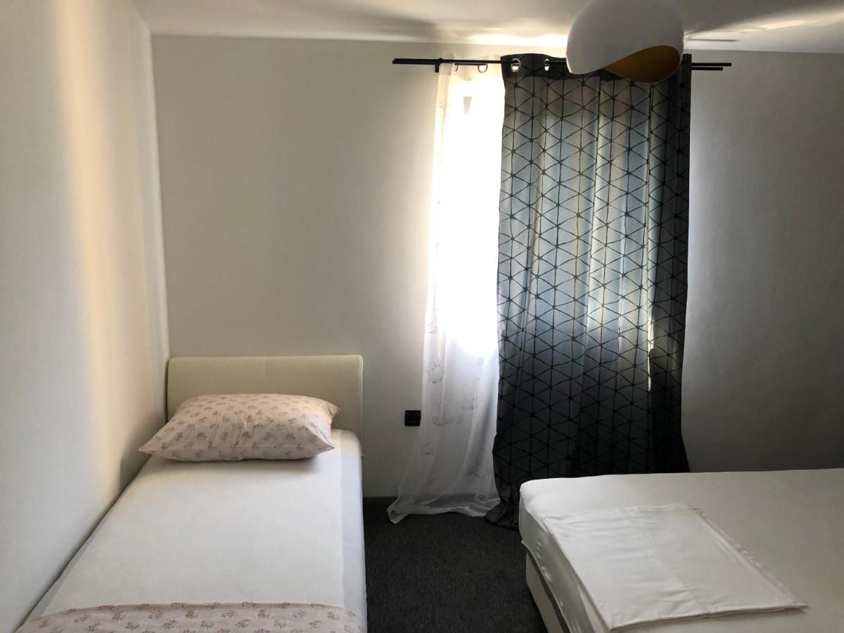 Apartmani Bm Weißenburg Exterior foto