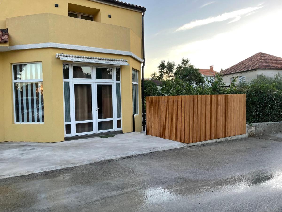 Apartmani Bm Weißenburg Exterior foto